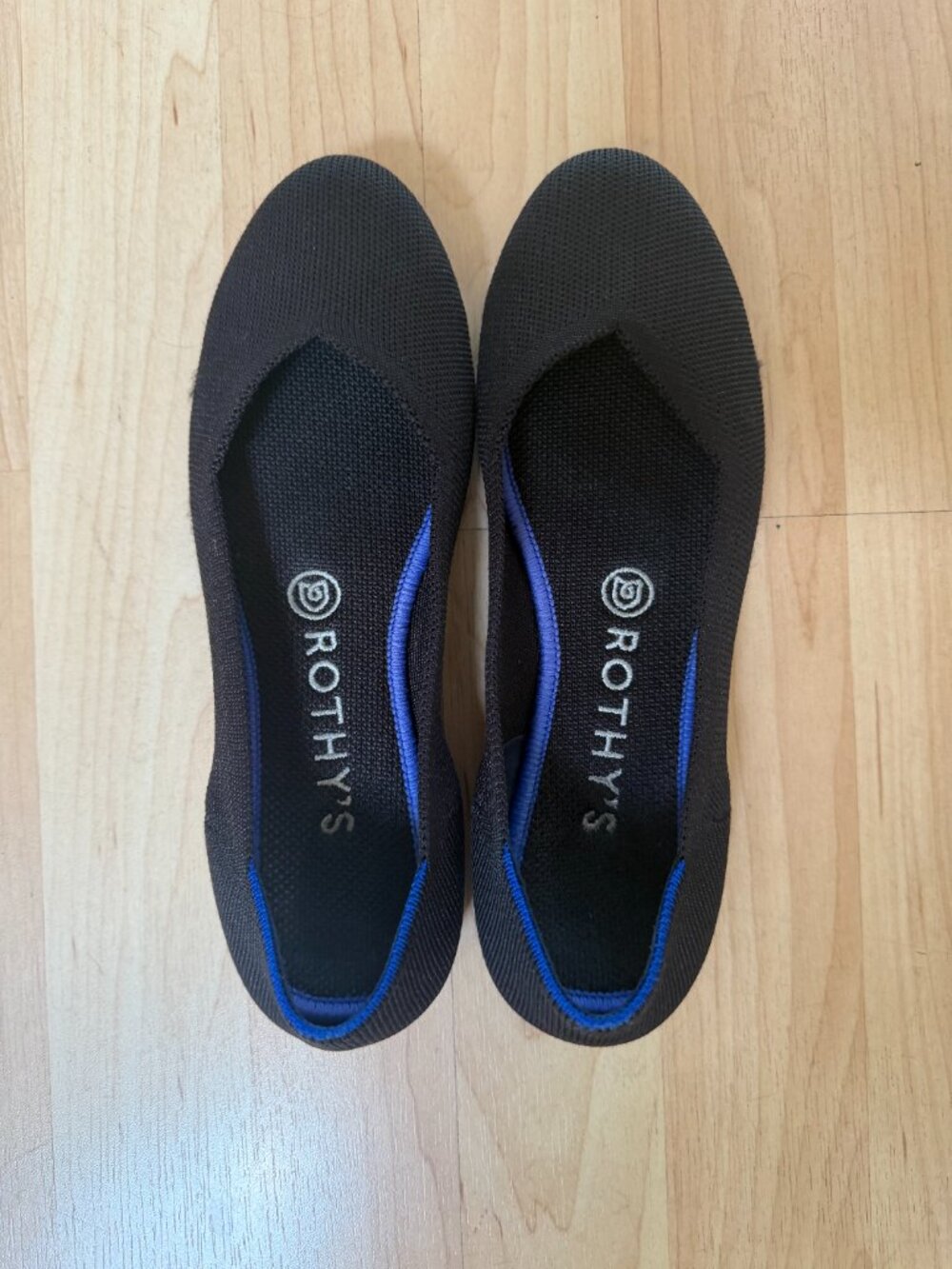 Rothy’s The Flat Black Knit Flats with Blue Trim – Women’s 7.5 🖤 - Picture 3 of 6